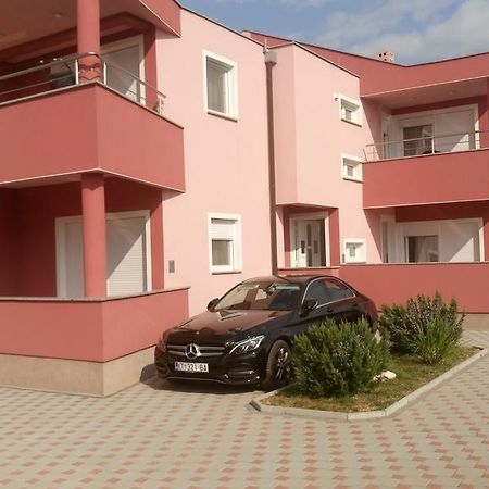 Apartments Vladimir Privlaka Kültér fotó