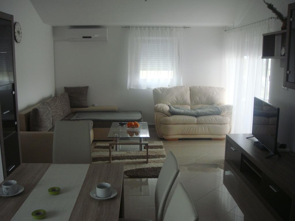Apartments Vladimir Privlaka Kültér fotó